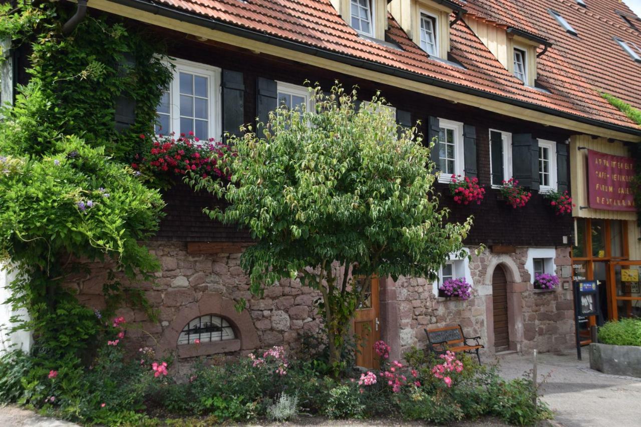 Gutshof-Hotel Waldknechtshof Baiersbronn Extérieur photo